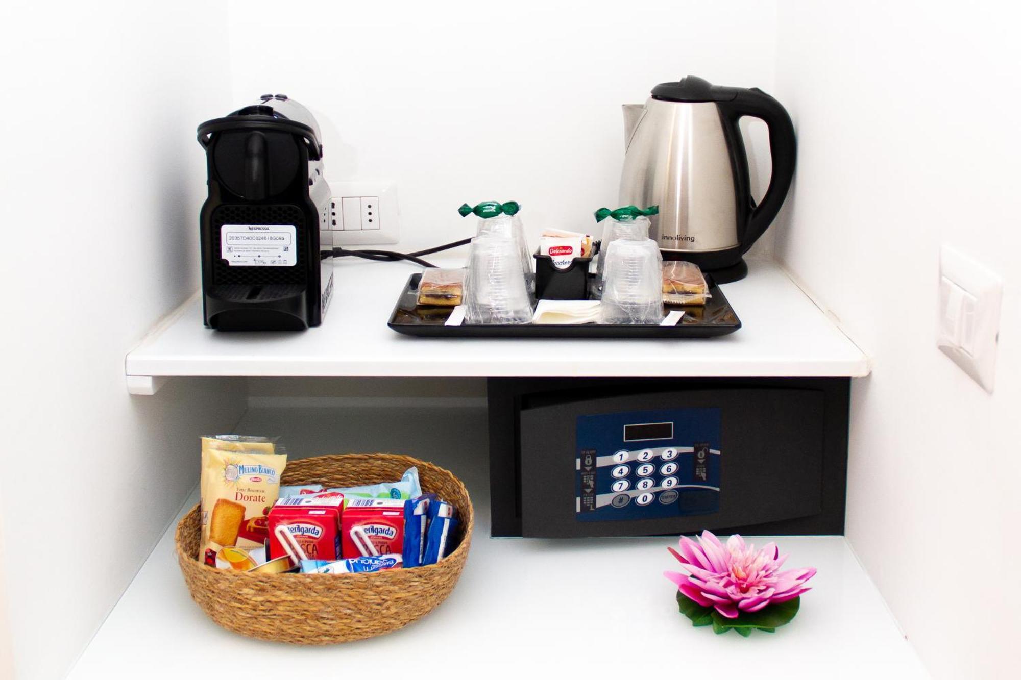Home At Rome St. Peter Rooms&Apartment Екстериор снимка